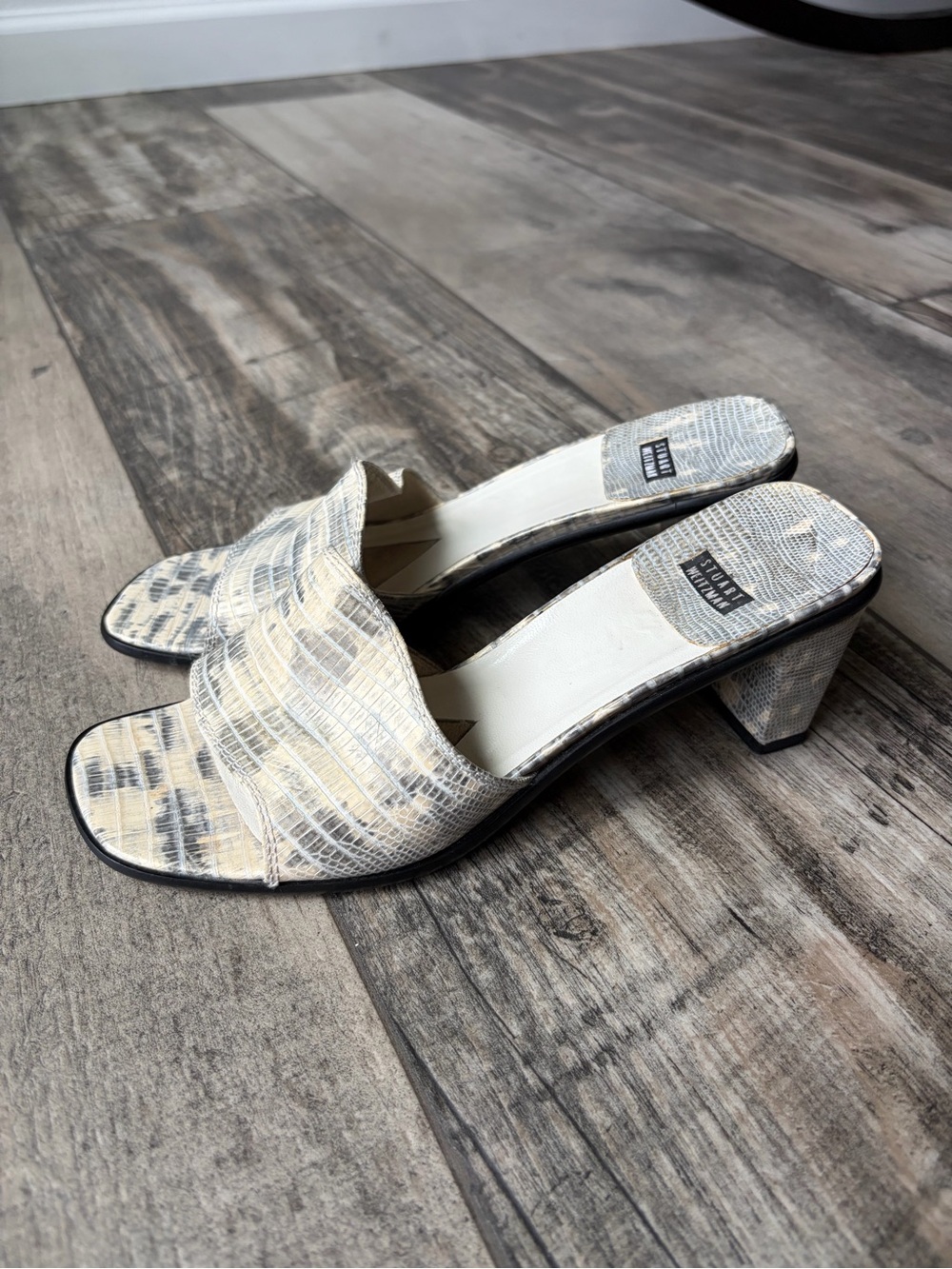 Vintage Stuart Weitzman Heeled Sandals Snake Print Size 8